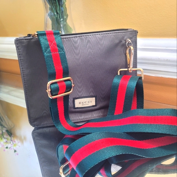 Gucci - Picture 2 of 9